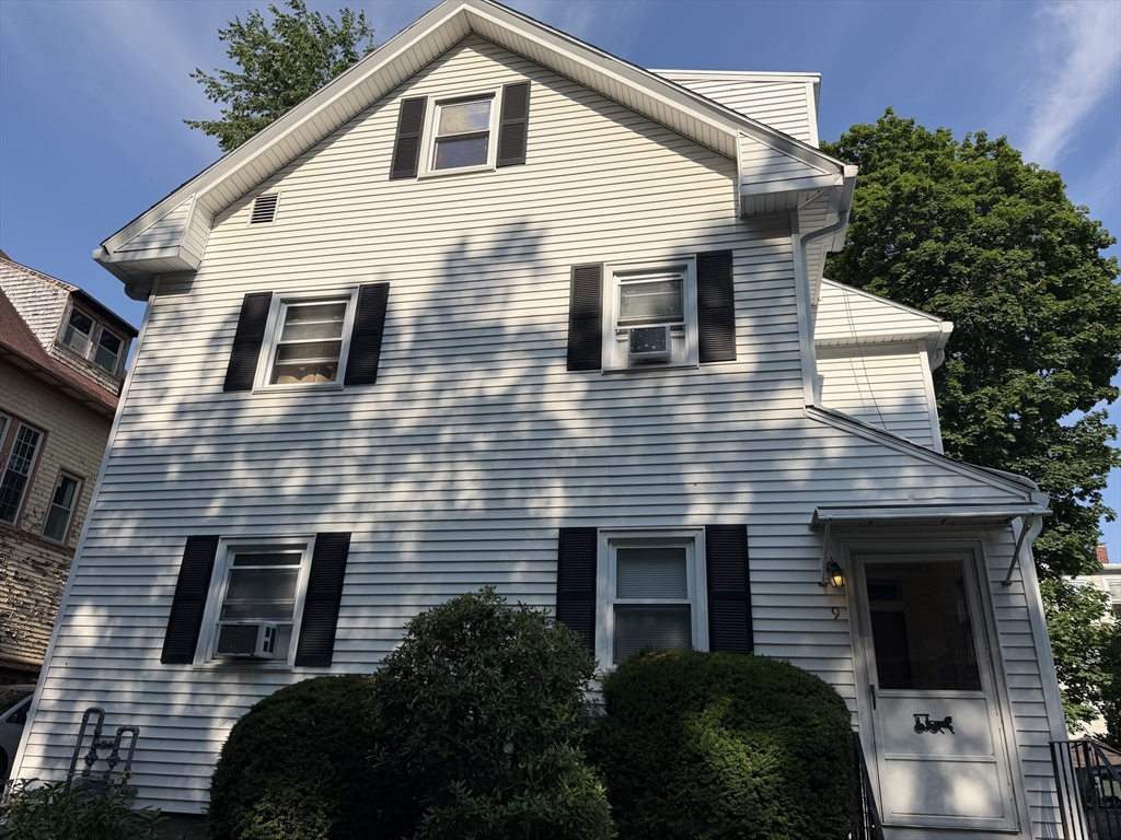 9 Wachusett St in Worcester