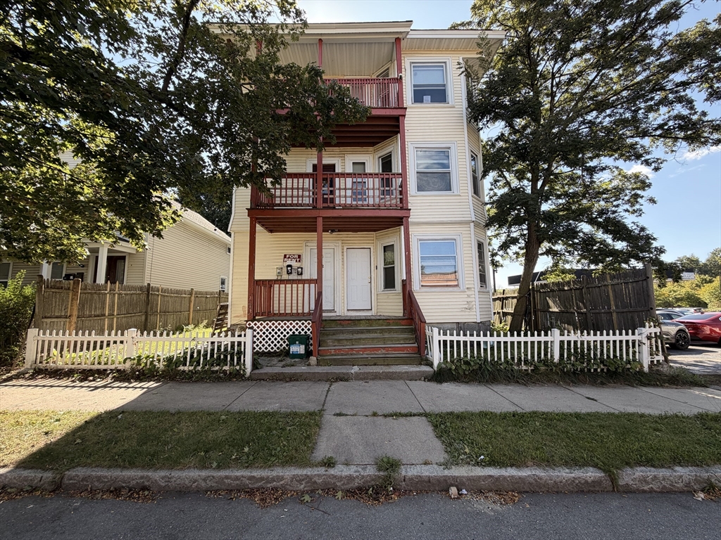 2 Shirley St in Worcester