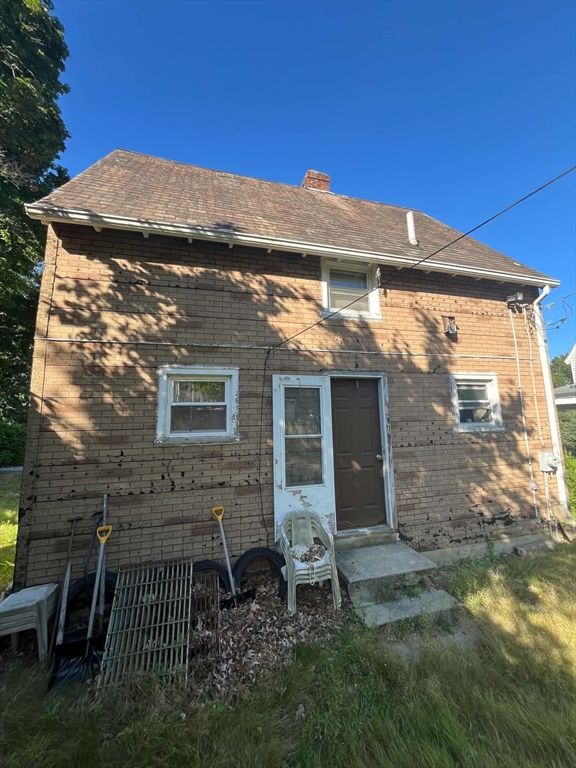 5 Marconi Rd in Worcester
