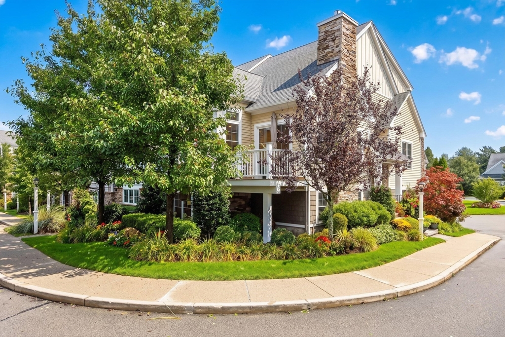 75 Boatwrights Loop in Plymouth