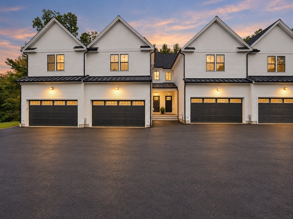 41 Homeward Avenue #B in Uxbridge
