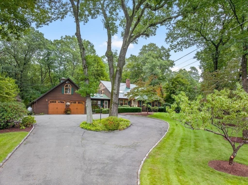 201 Cushman Rd. in North Attleboro