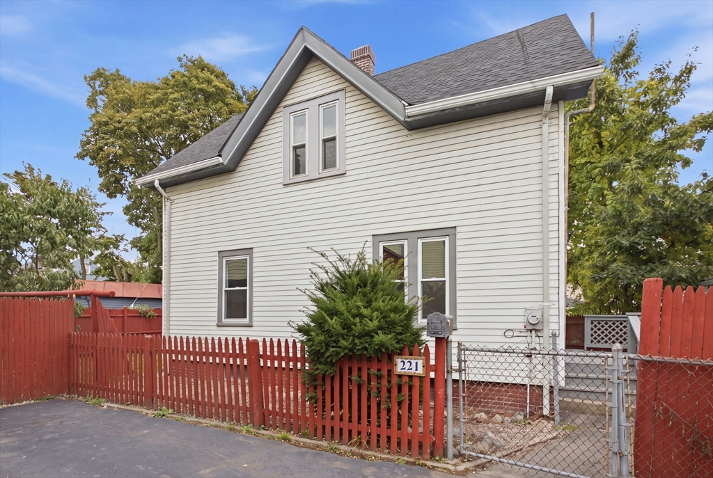 221 Chatham St in Lynn