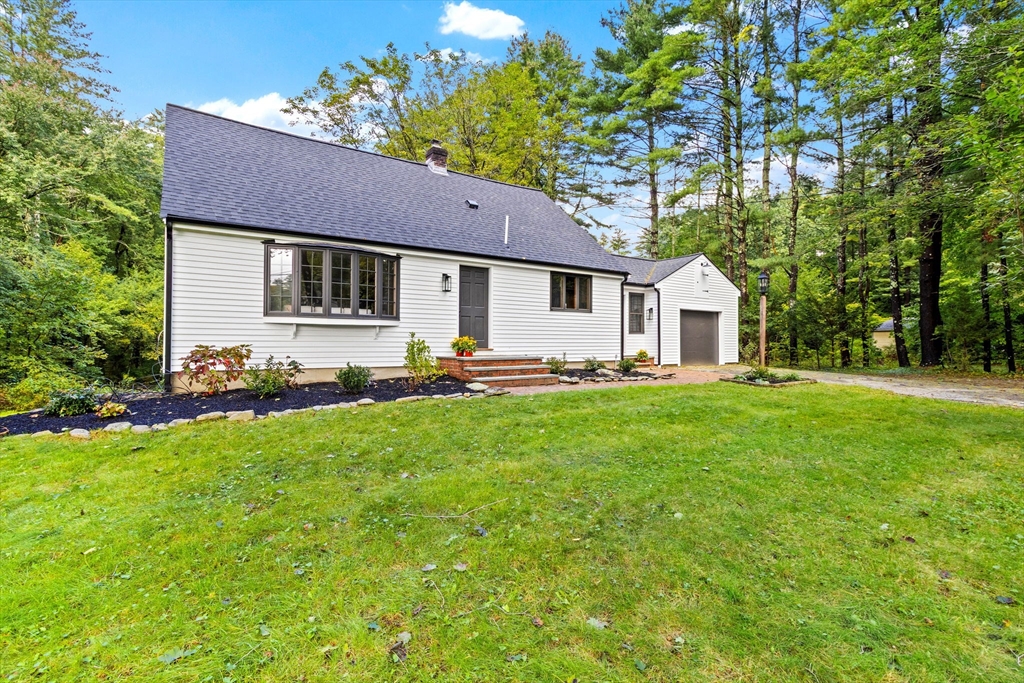 217 Hudson Rd in Stow