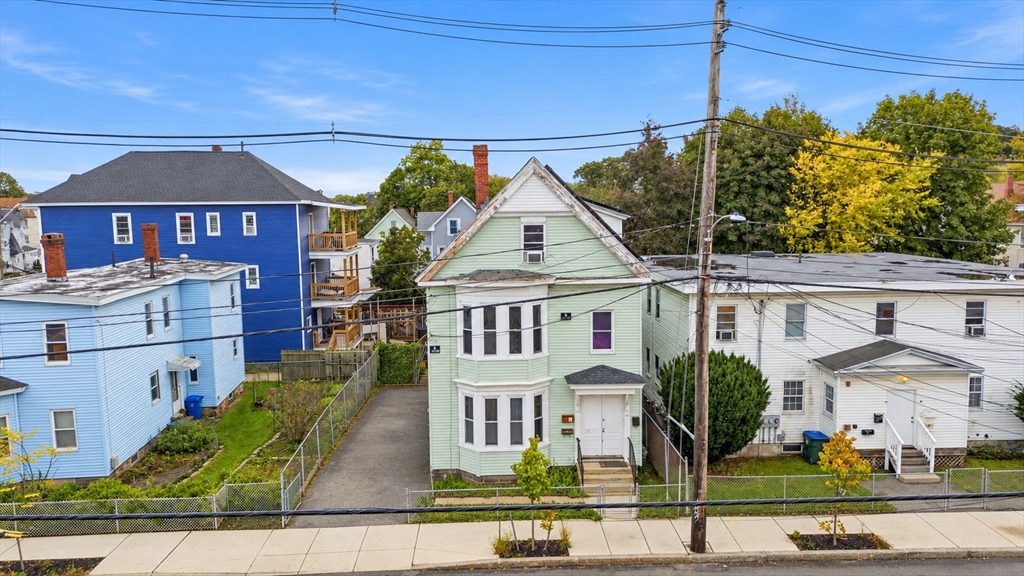 46 Manchester in Lawrence