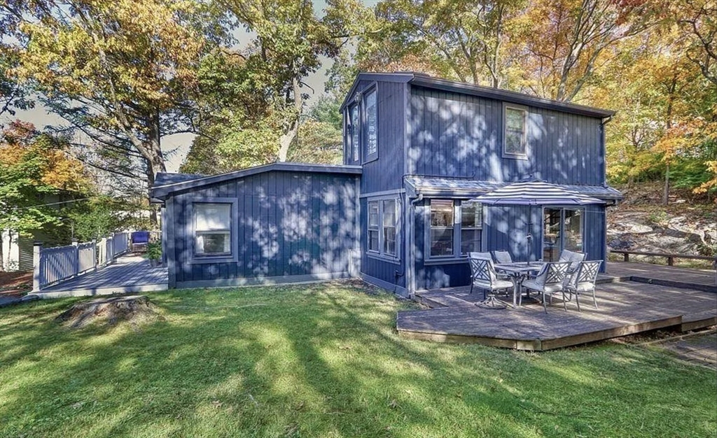 7 West St in Melrose
