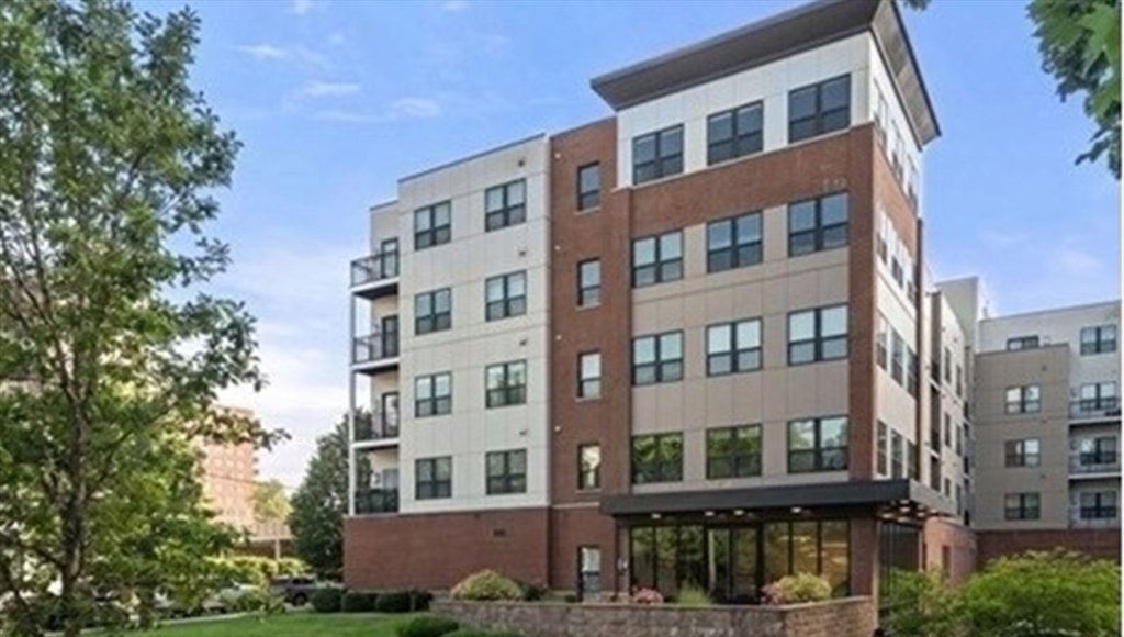 999 Hancock St #508 in Quincy