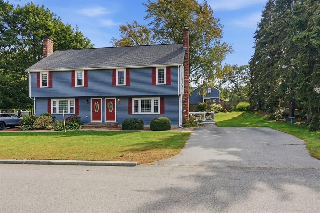 15 Collins St #15 in Attleboro
