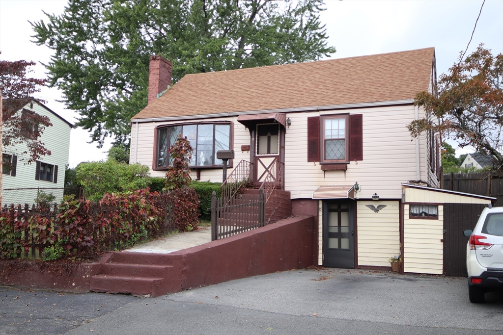 15 Lewis Lane in Saugus