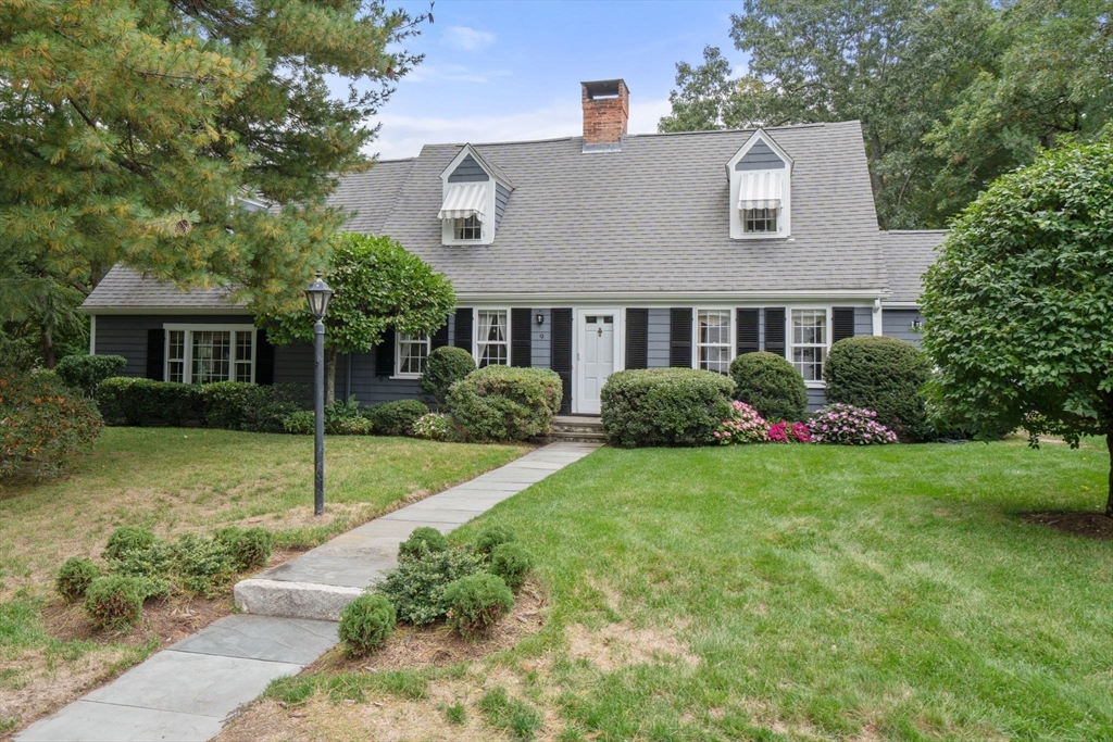 9 Oakley Rd in Dover