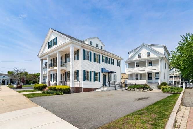 4-6 Common Street in Stoneham