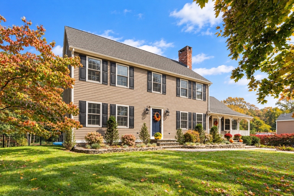 173 Metcalf Rd in North Attleboro