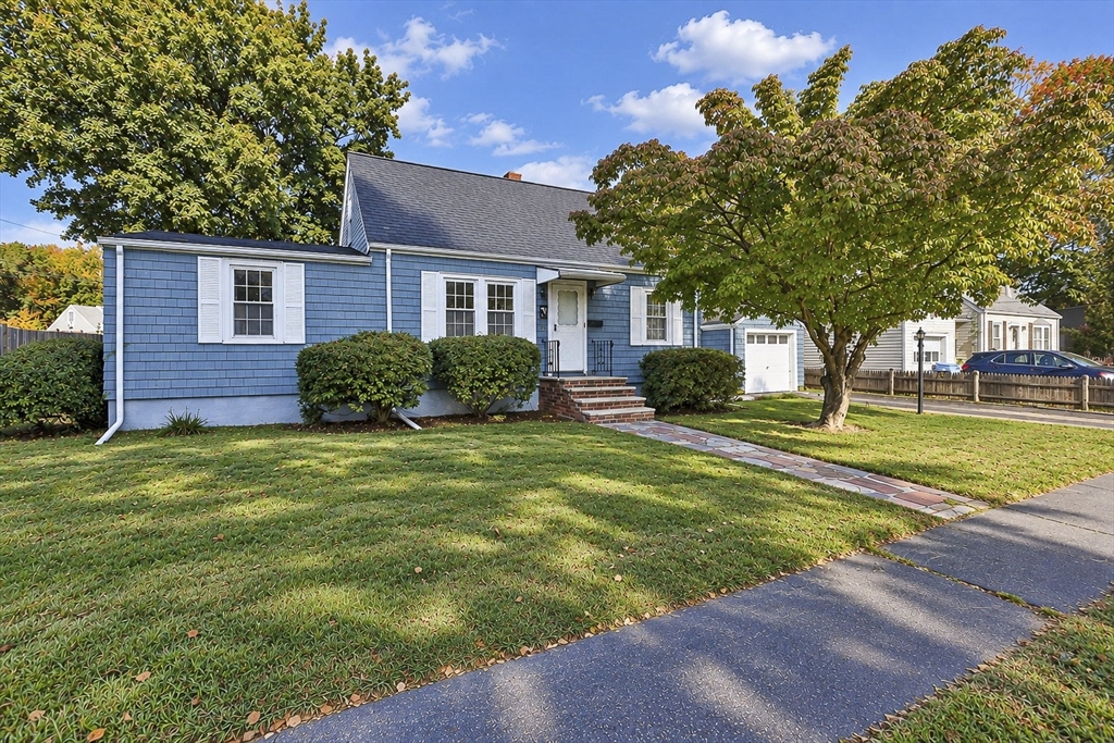 77 Paon Blvd in Wakefield