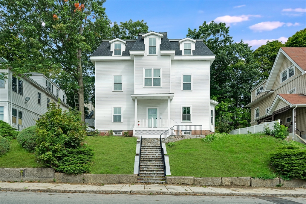 271 Washington Ave #1 in Chelsea