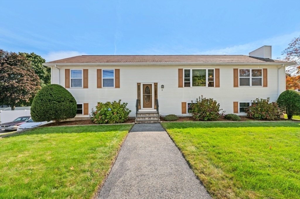 3 Gatta Cir in Woburn