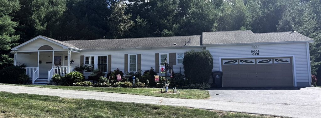 5006 Oak Point Drive in Middleboro