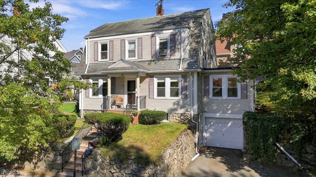 265 Main St in Melrose