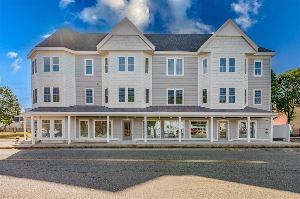 199 South Avenue #4 in Whitman