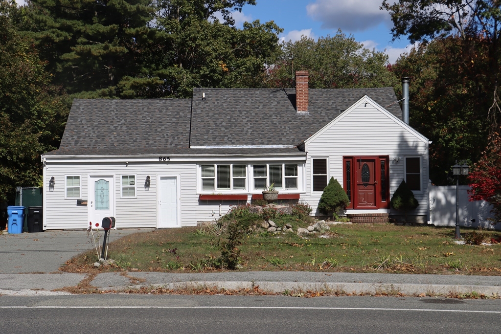 865 Temple St in Whitman