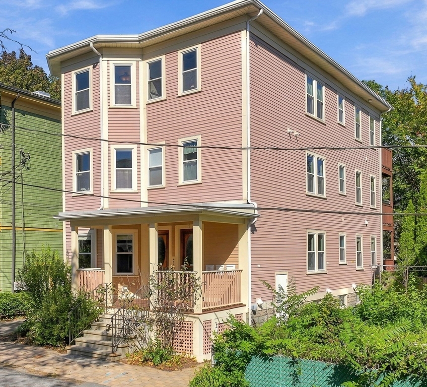 5 Adams Terrace #3 in Cambridge