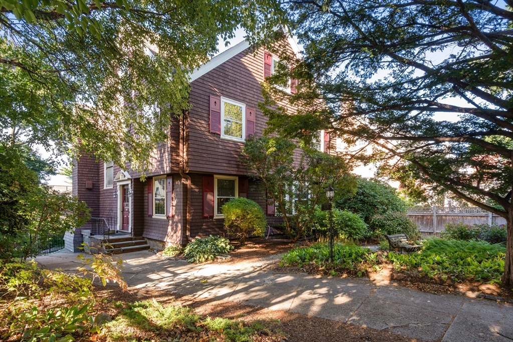 309 Buckminster Rd in Brookline
