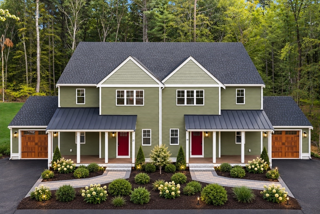 19 Birch Lane #19 in Norton