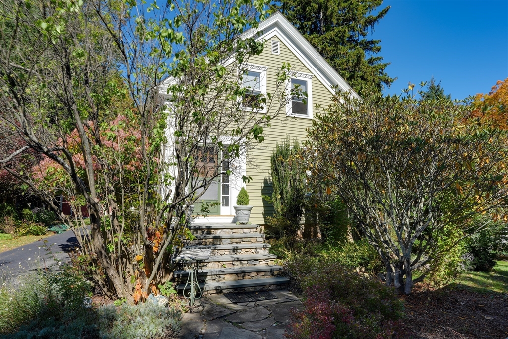 151 Southville Rd in Southborough