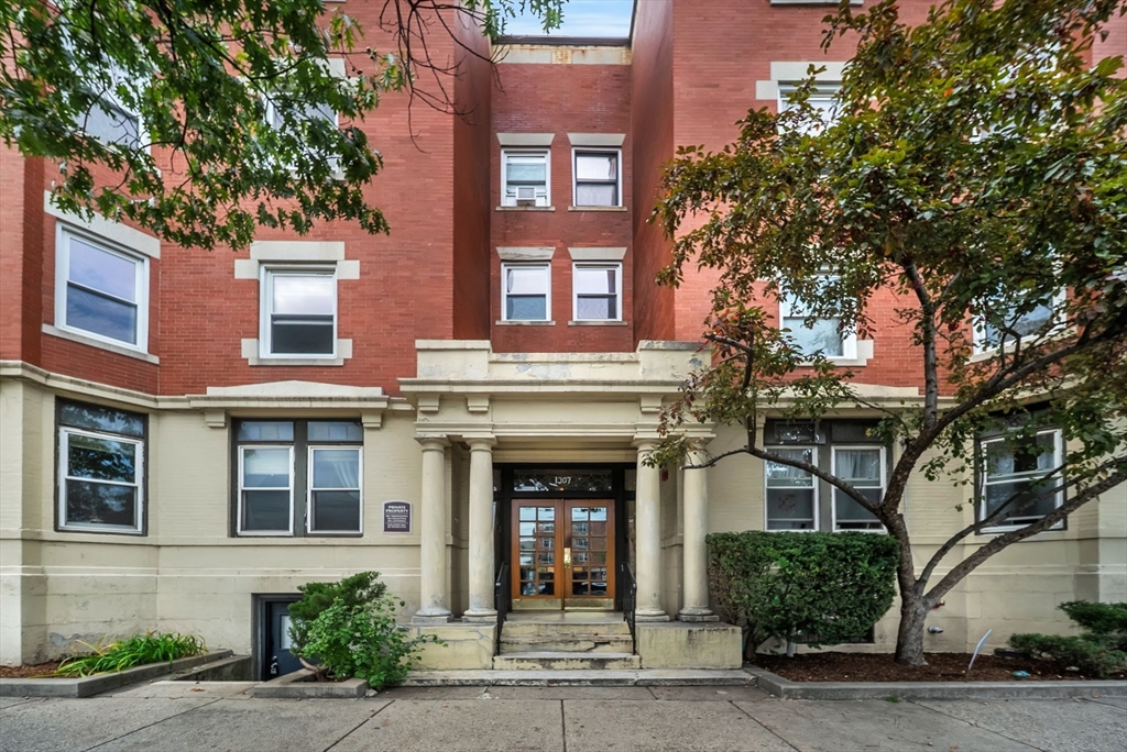 1307 Commonwealth Ave #7 in Allston