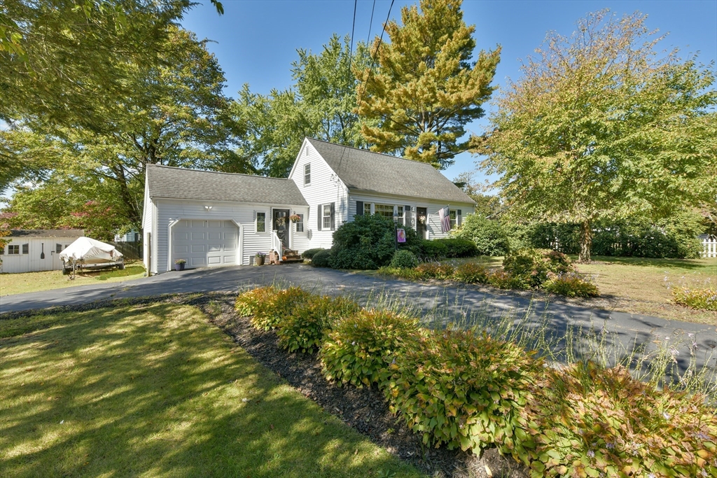 398 South St in Plainville