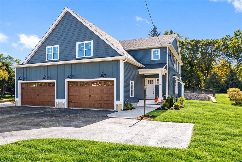 35 School St #35 in Woburn