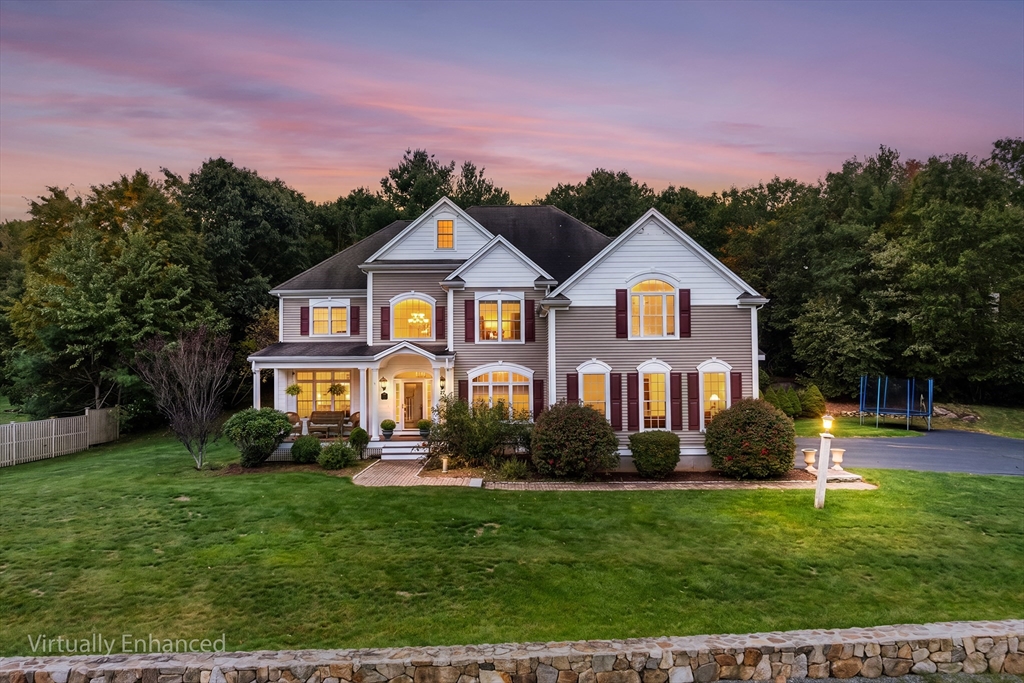 27 Dairy Dr in Upton