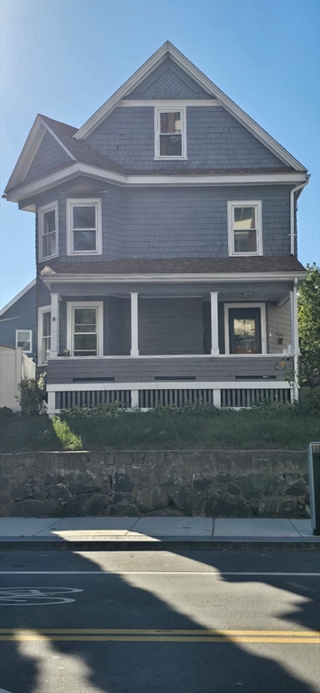 376 Ferry St in Everett