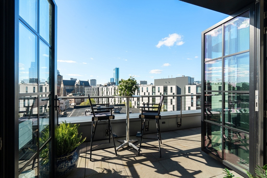 76 Wareham St #6D in Boston