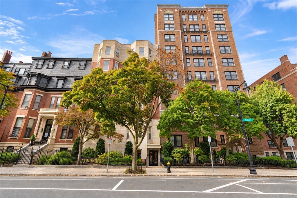 286 Beacon Street #1 in Boston