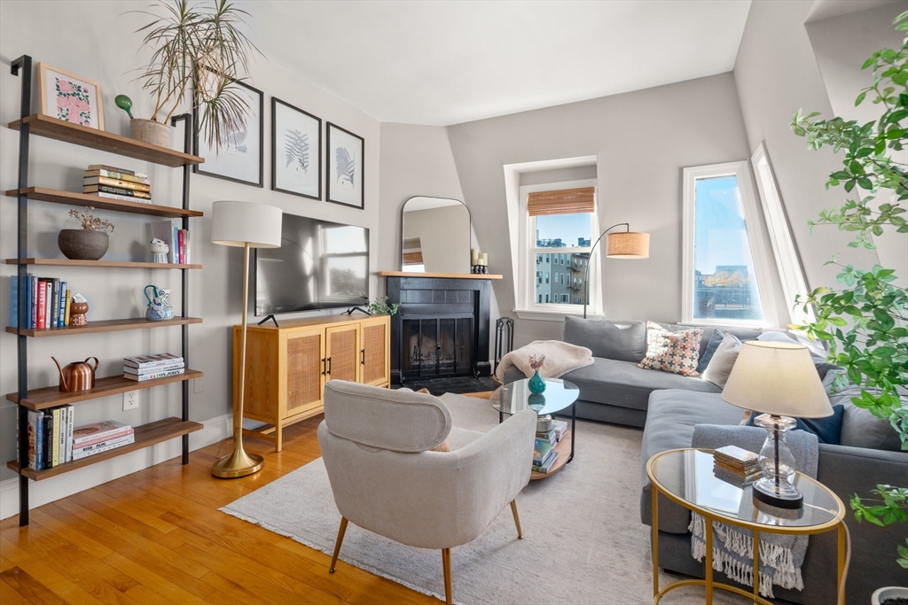 73 Sullivan St #4 in Charlestown