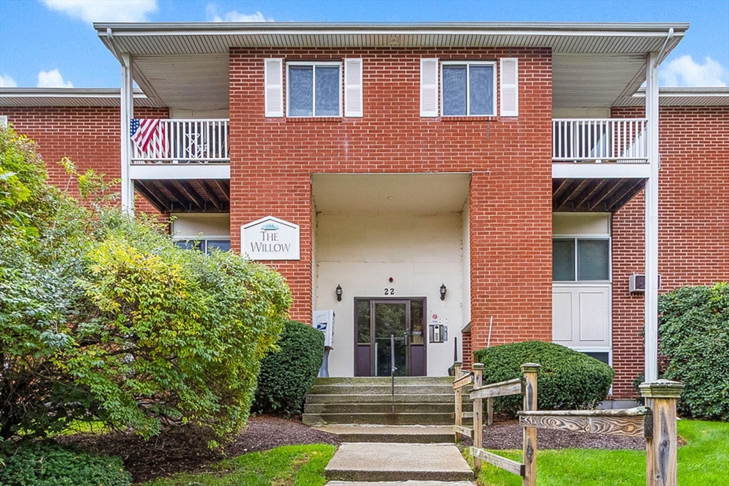 22 Dailey St #L in Attleboro