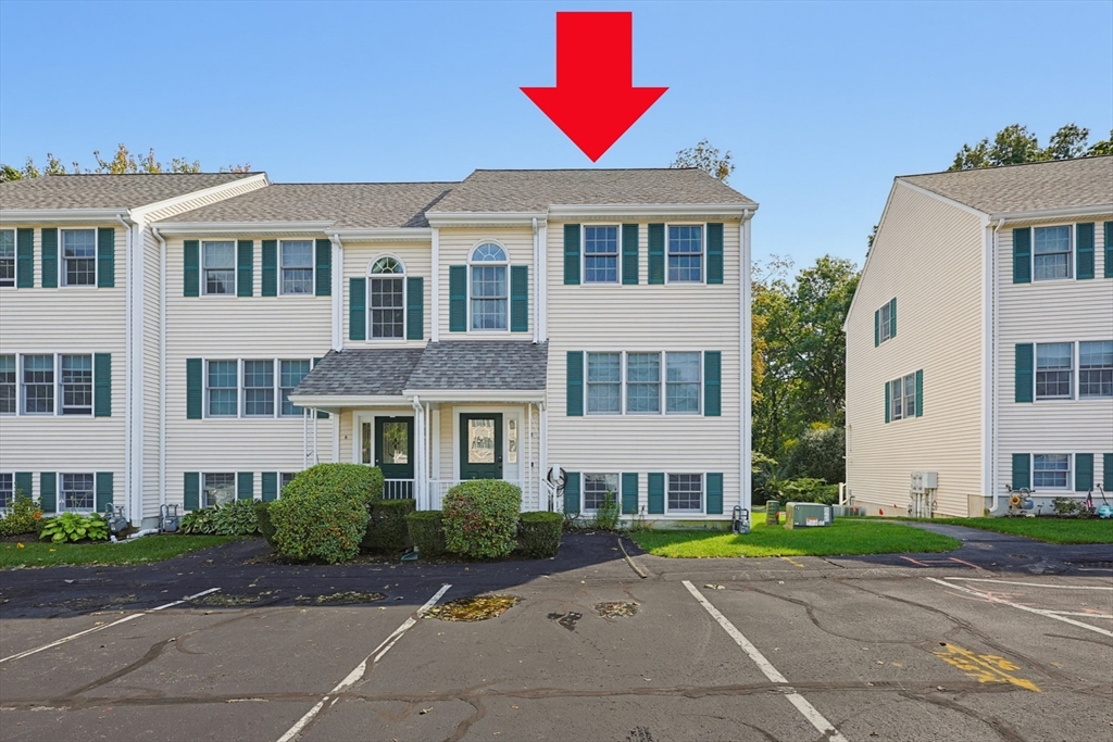 37 Dennis St #5 in Attleboro
