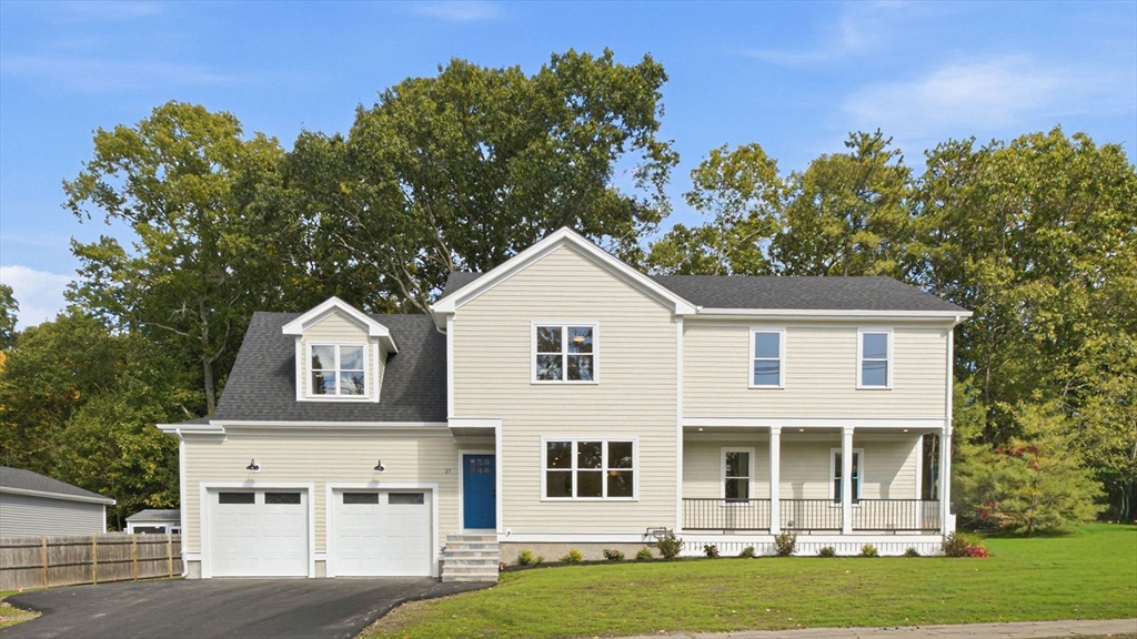 27 Geraldine Drive in Norwood