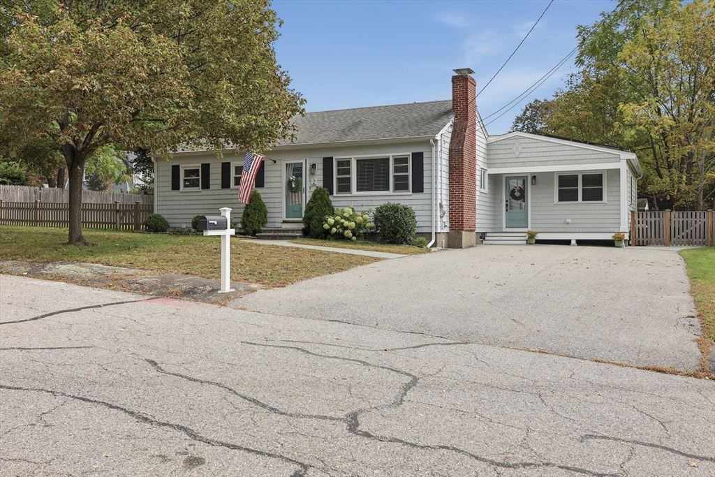 2 Azalea Rd in Newburyport