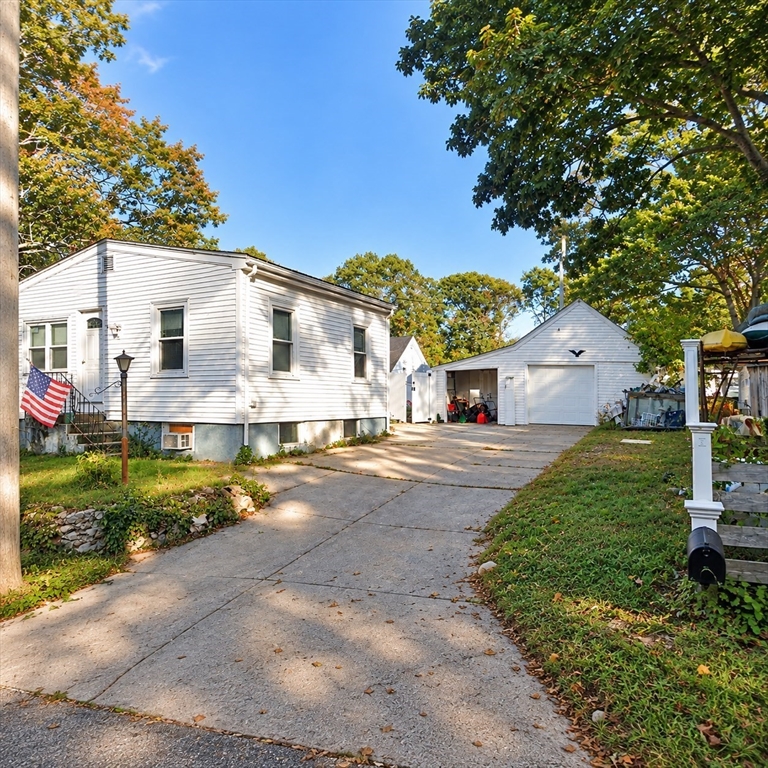 96 Birch St in Attleboro