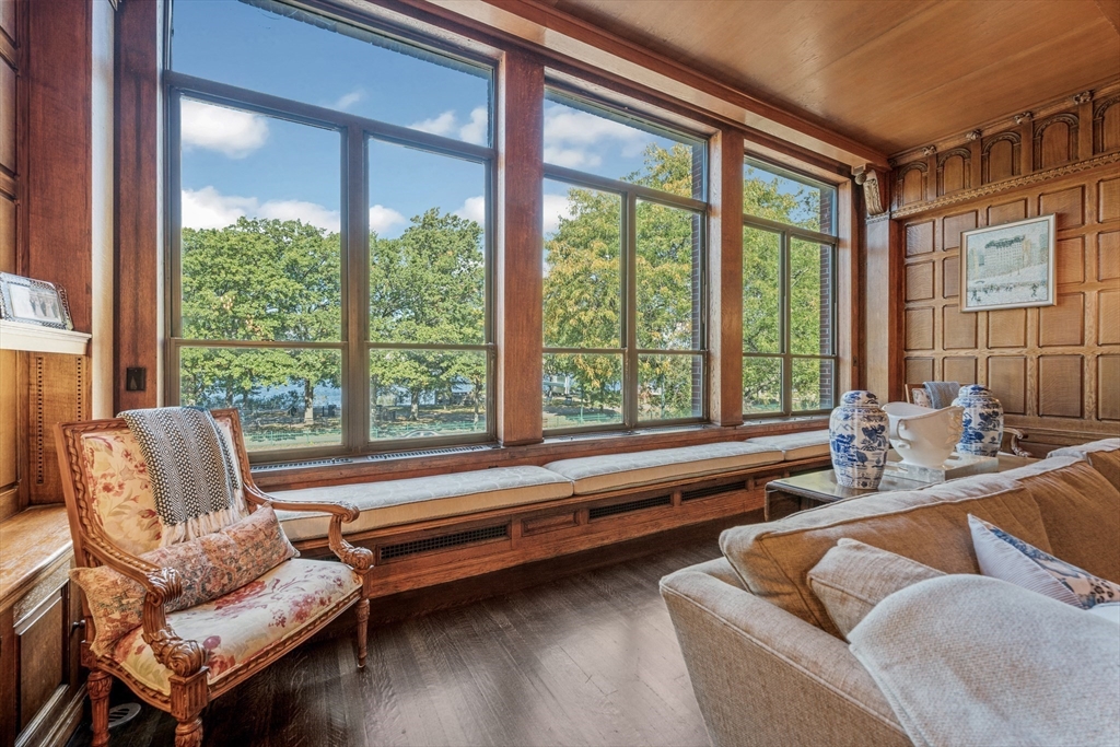 414 Beacon Street #Parlor in Boston