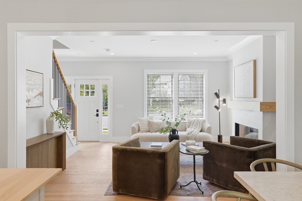 36 Loomis #202 in Bedford