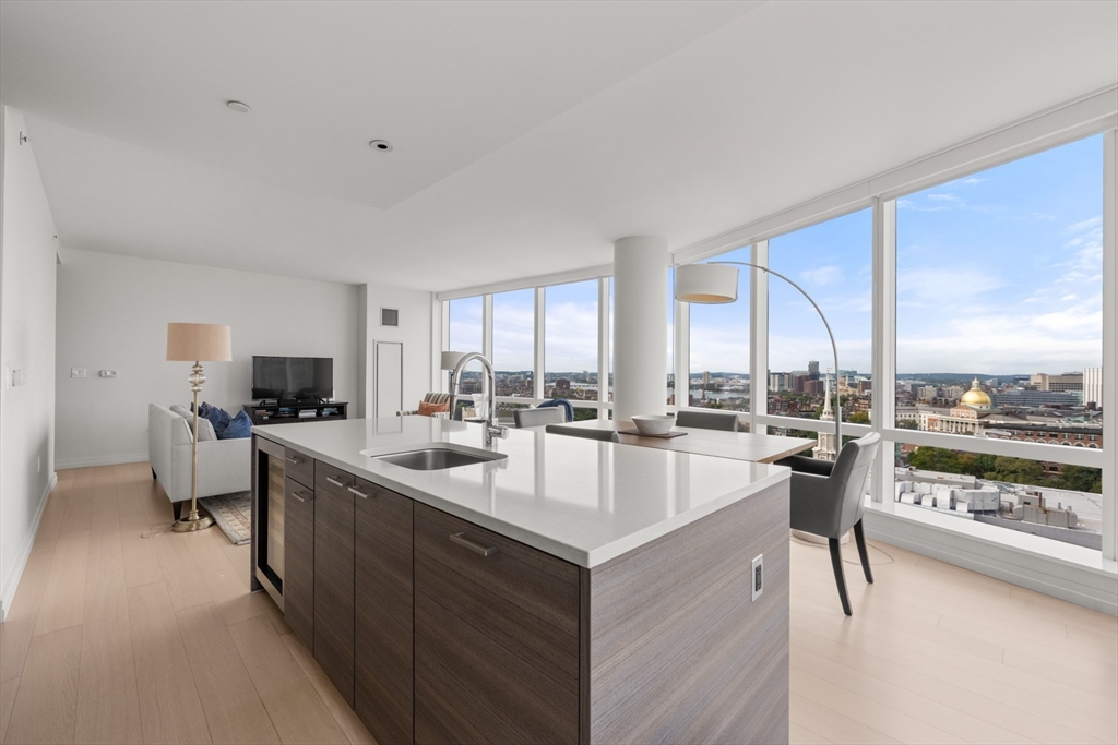 1 Franklin St #2404 in Boston