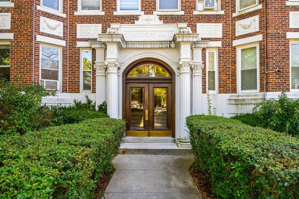 1840 Commonwealth Ave #8 in Brighton