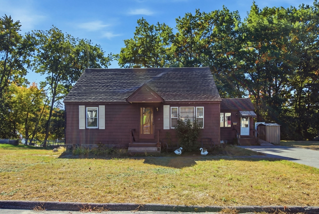 54 Capitol St in Methuen