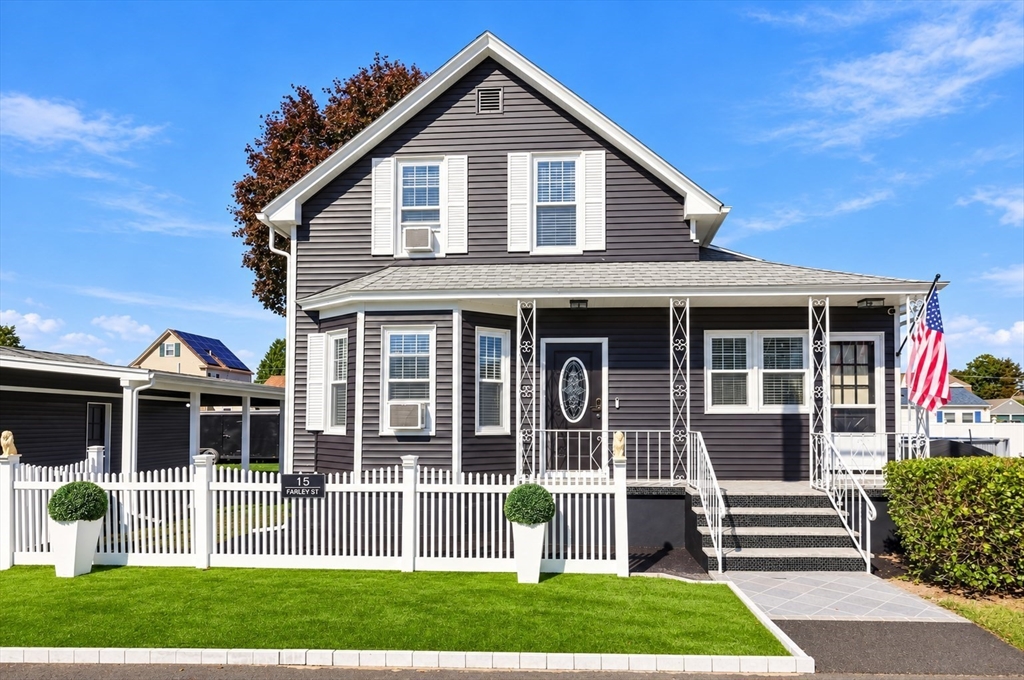 15 Farley St in Methuen