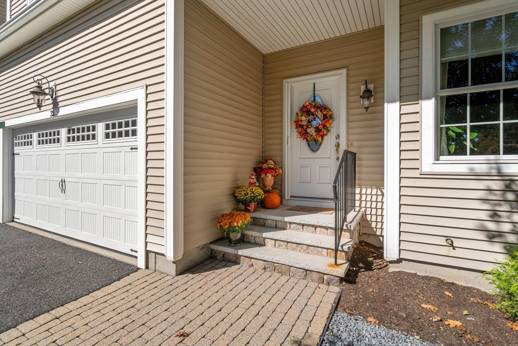 32 Cassandra Ave #32 in Franklin