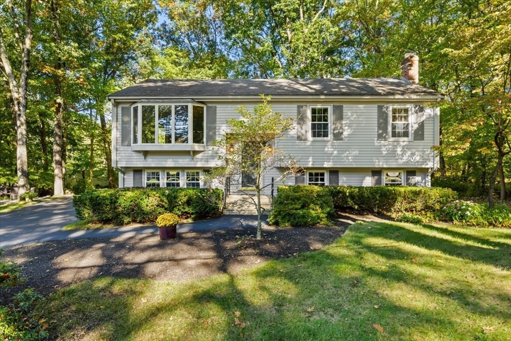 12 Bates Street in Foxboro