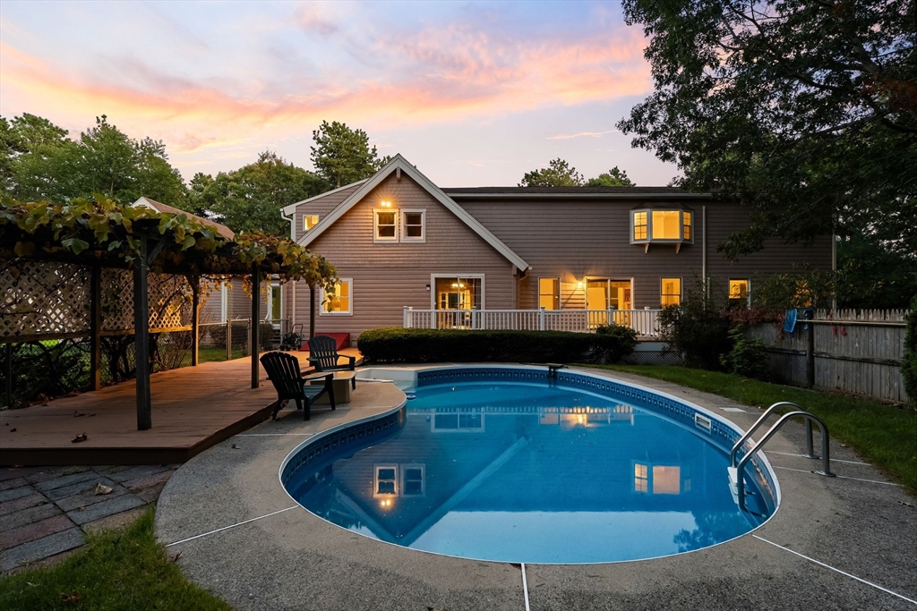 113 South Meadow Rd in Plymouth