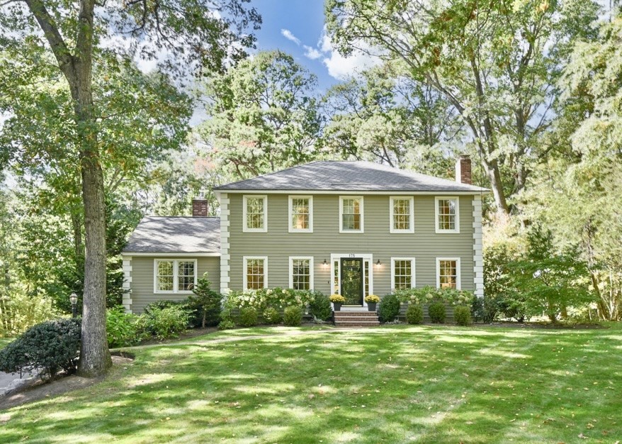 175 S. Bradford Street in North Andover